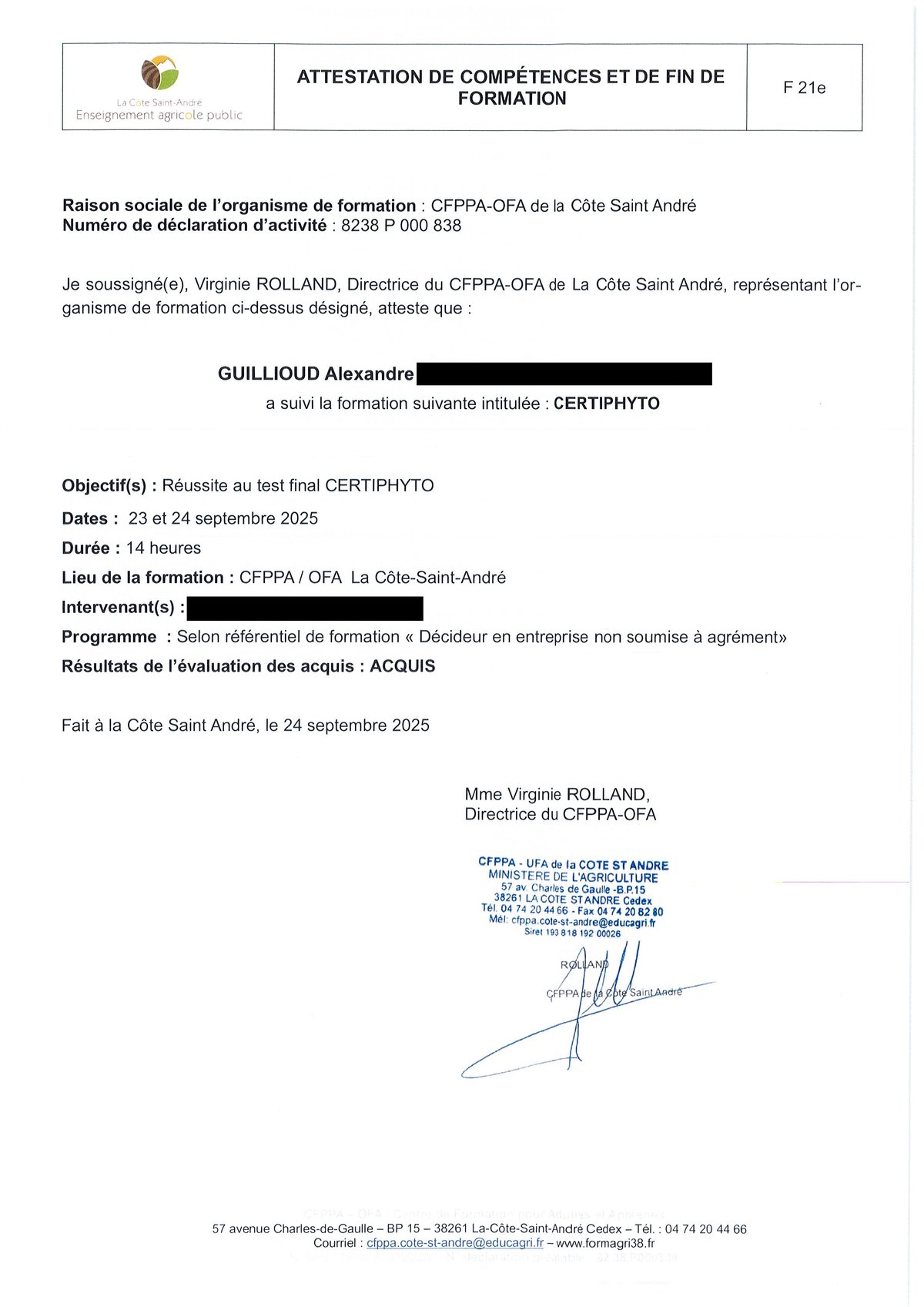 Attestation de compétences et de fin de formation Certiphyto d'Alexandre Guillioud, CFPPA-OFA de La Côte-Saint-André, 24 septembre 2025, résultat de l'évaluation : acquis, données personnelles masquées