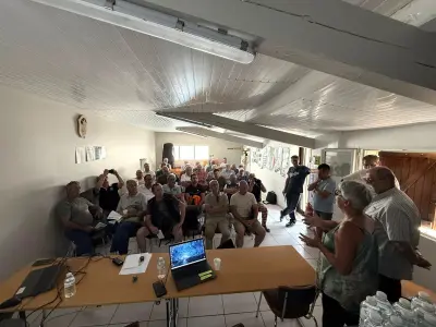 Présentation de l'opération faisandeaux par les techniciens de la FDC Isère devant les chasseurs de Haute-Loire et de la Drôme, juillet 2026